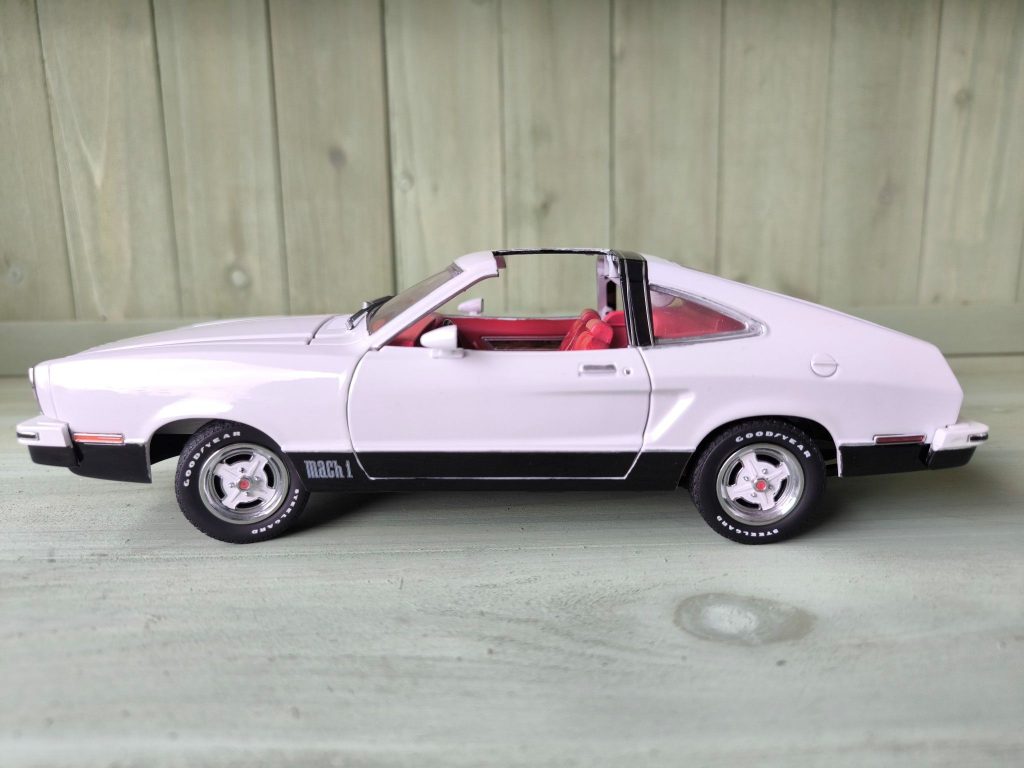 Modellauto Ford Mustang II Umbau und Lackierung